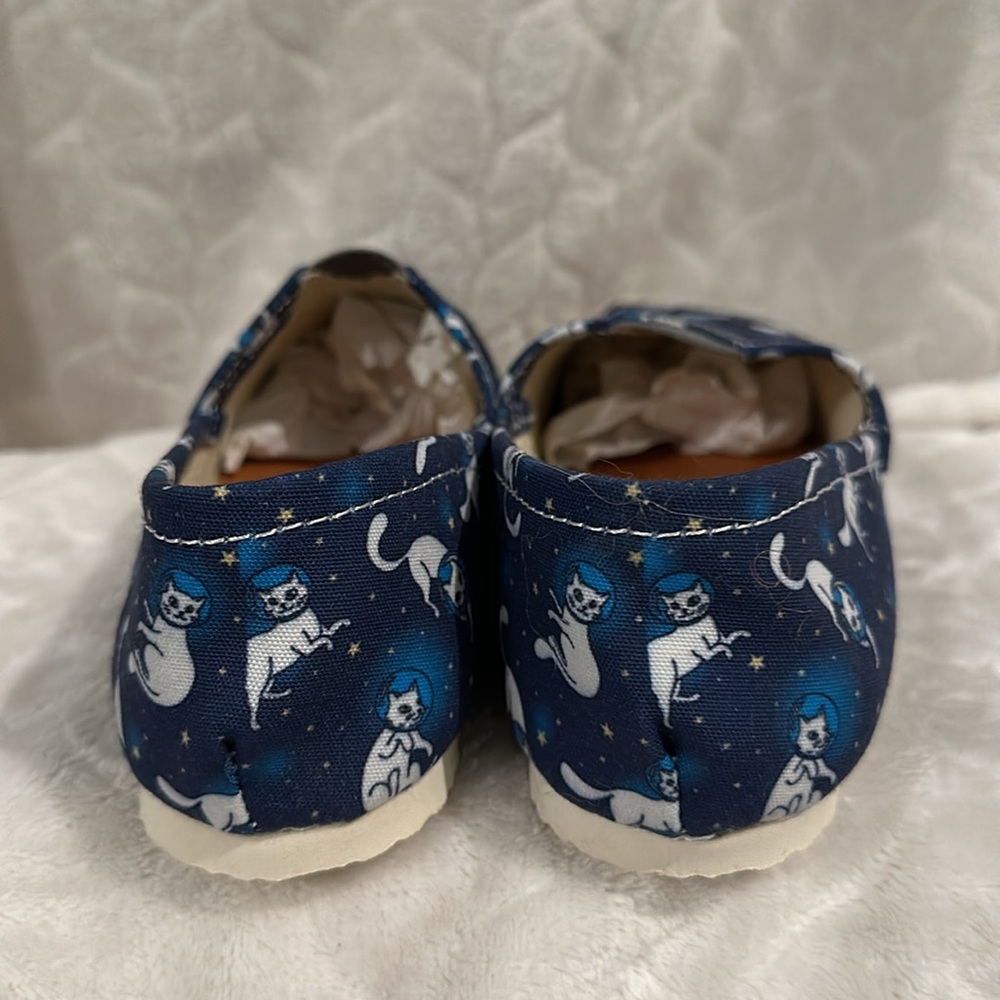 Kitty Cat Shoes - Picture 4 of 8